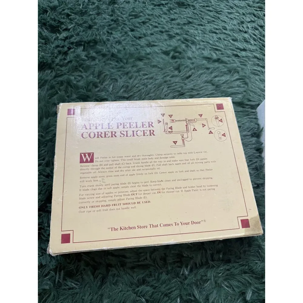 The Pampered Chef Apple Peeler Corer Slicer Vintage Manual Clamp-On Tool